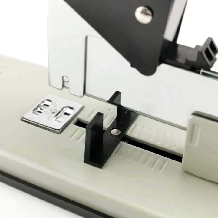 Cucitrice Alti Spessori 240fg
